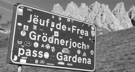 trilingual street sign Southtirol